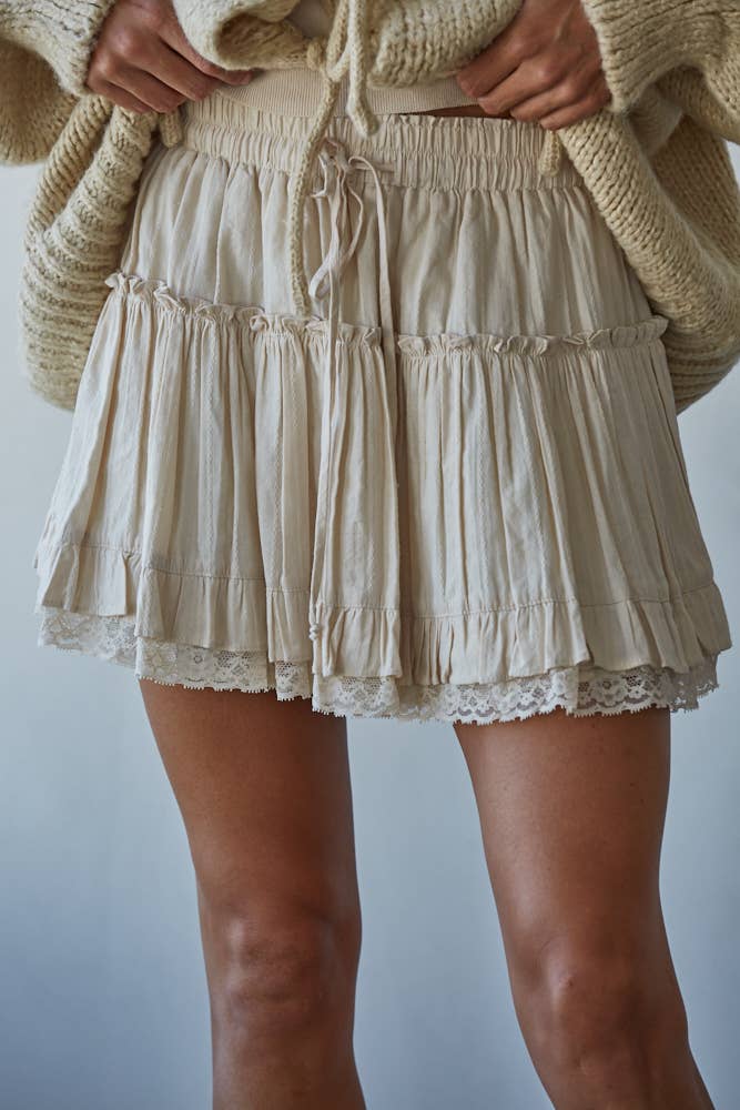 L8510 | Woven Cotton Tiered Flare Mini Skirt
