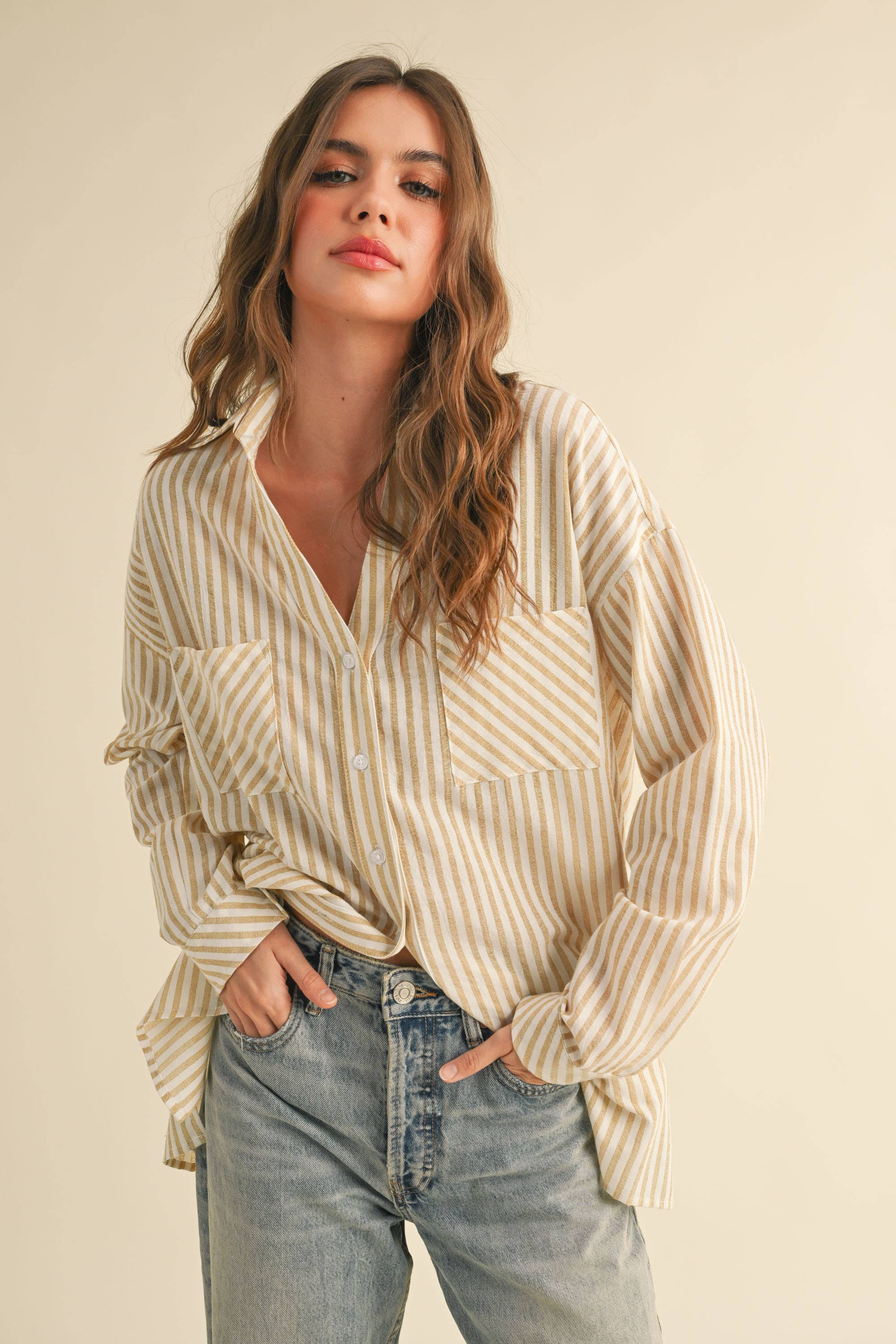 T5276 STRIPED PATTERN BUTTON DOWN SHIRTS