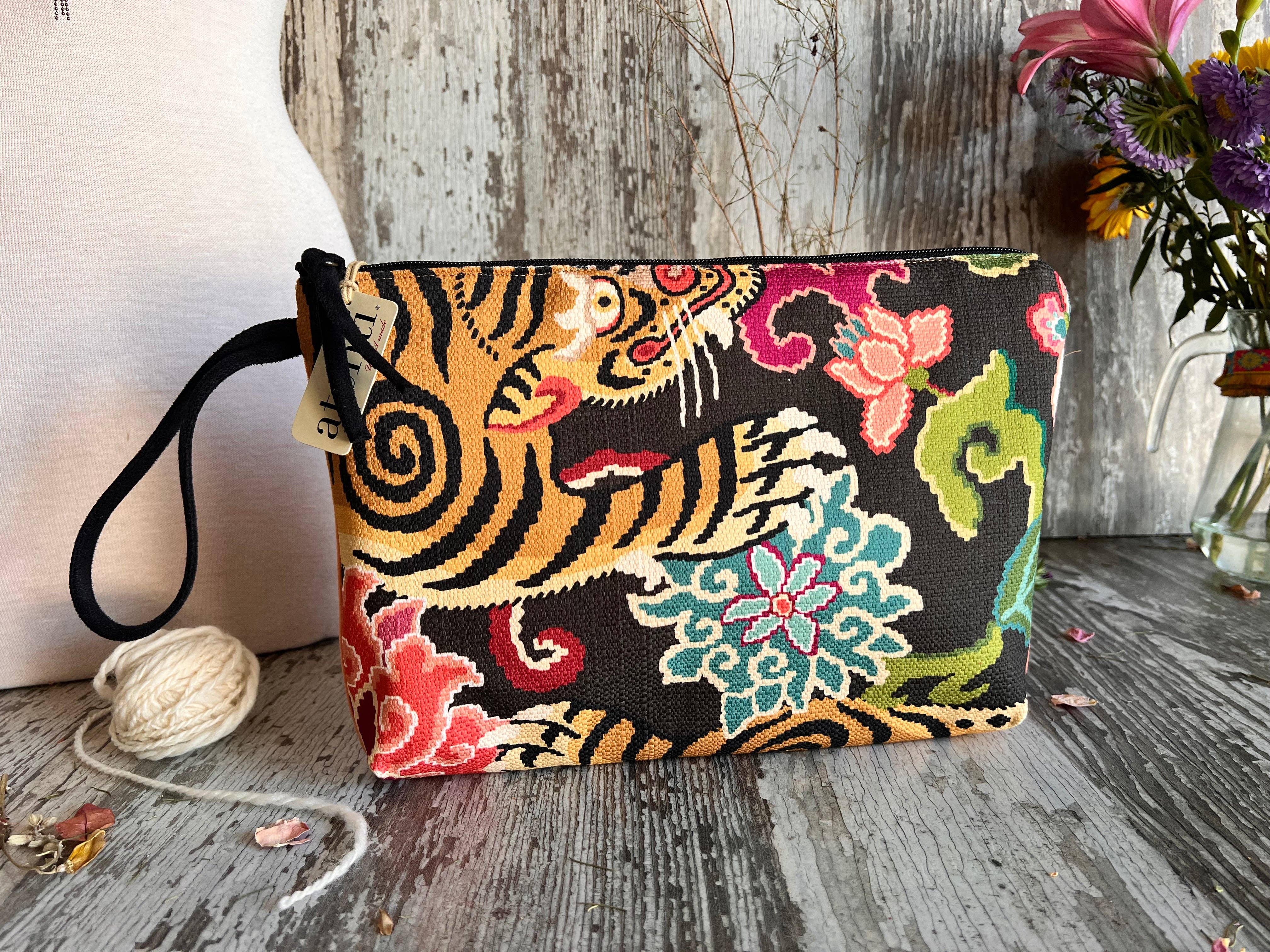 Le Tigre Grand Pouch