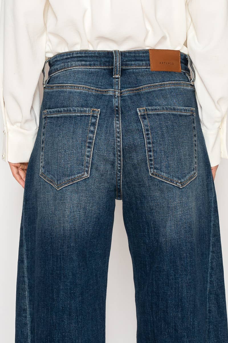 HIGH RISE RELAXED TAPERED DARK WASH BARREL JEANS