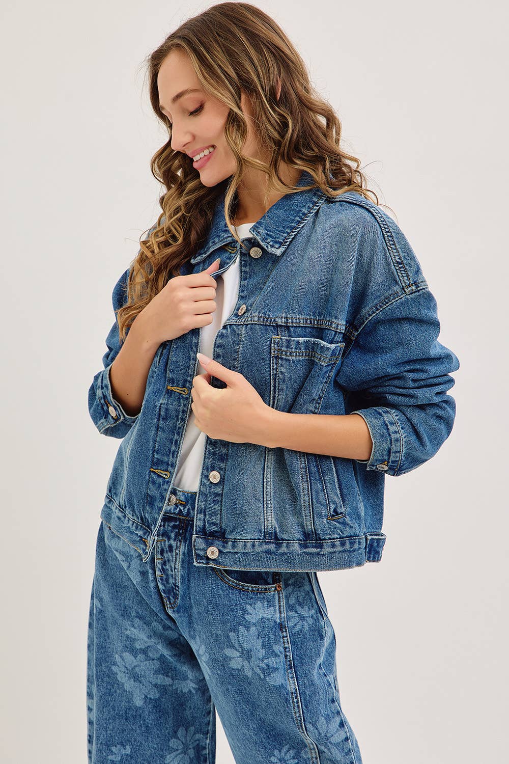 BOYFRIEND DENIM JACKET WITH A MODERN TWIST