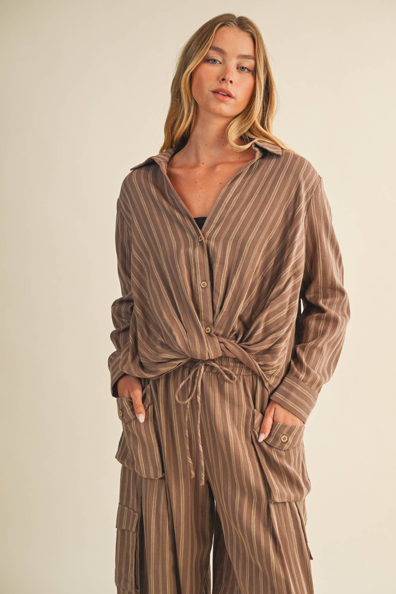 TWIST FRONT BLOUSE