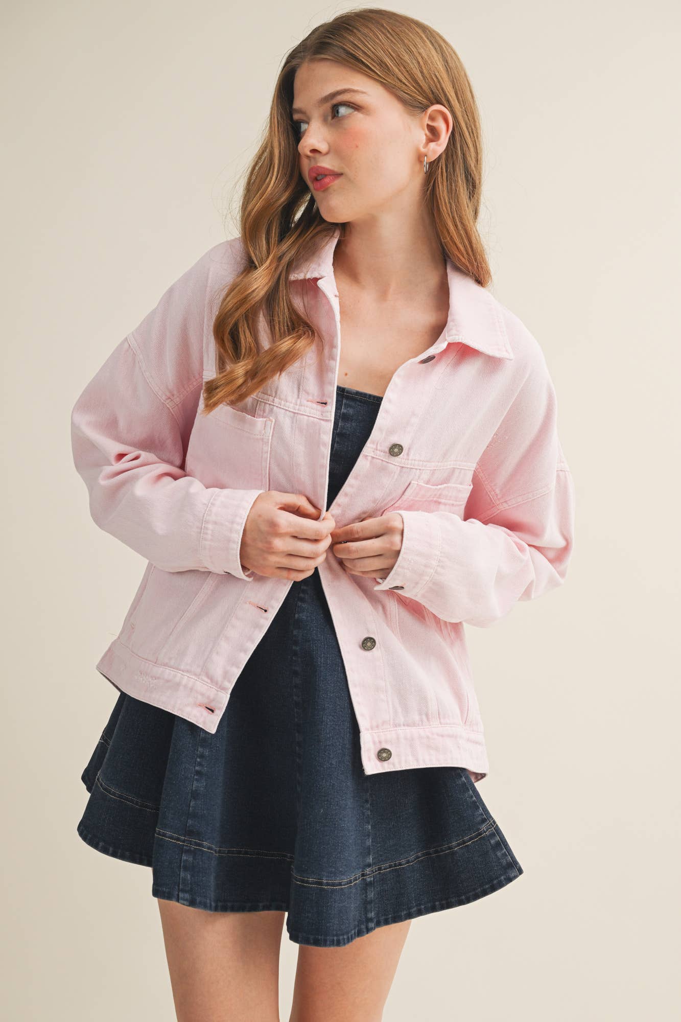 BACK PLEATED JACKET