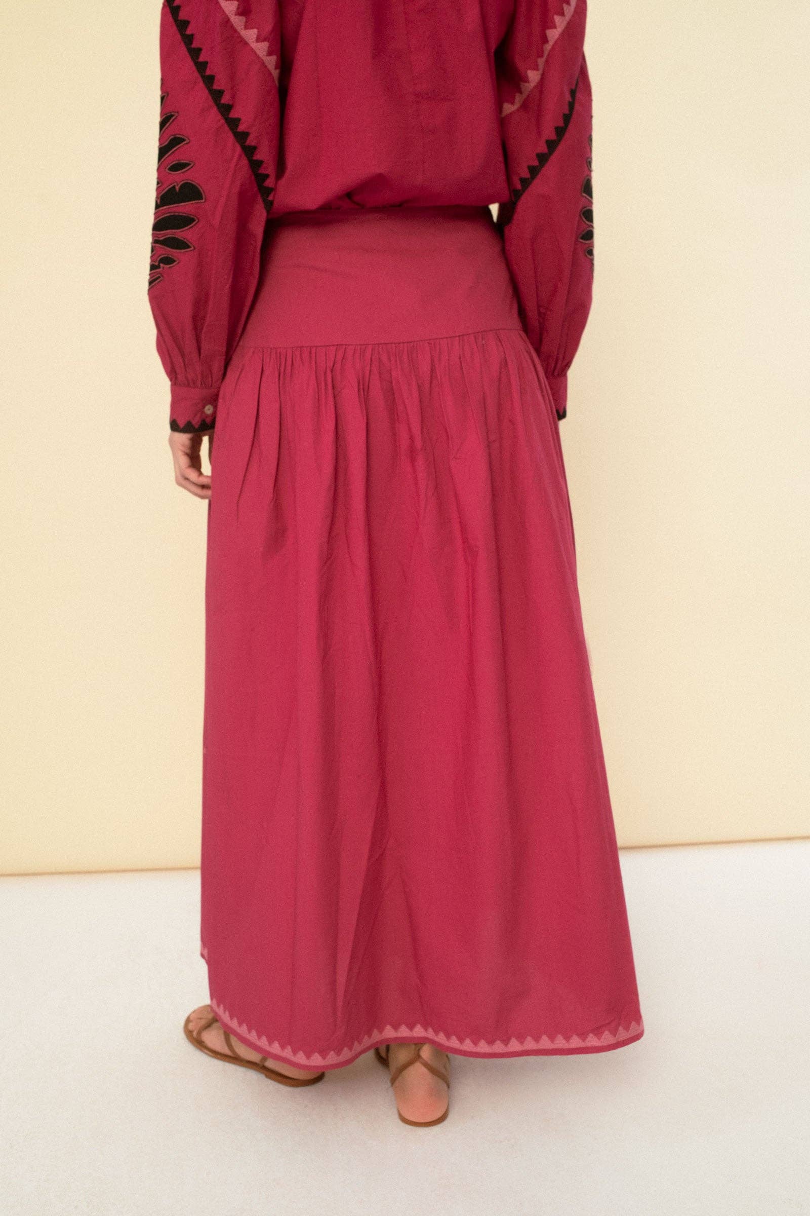 Skirt cherry