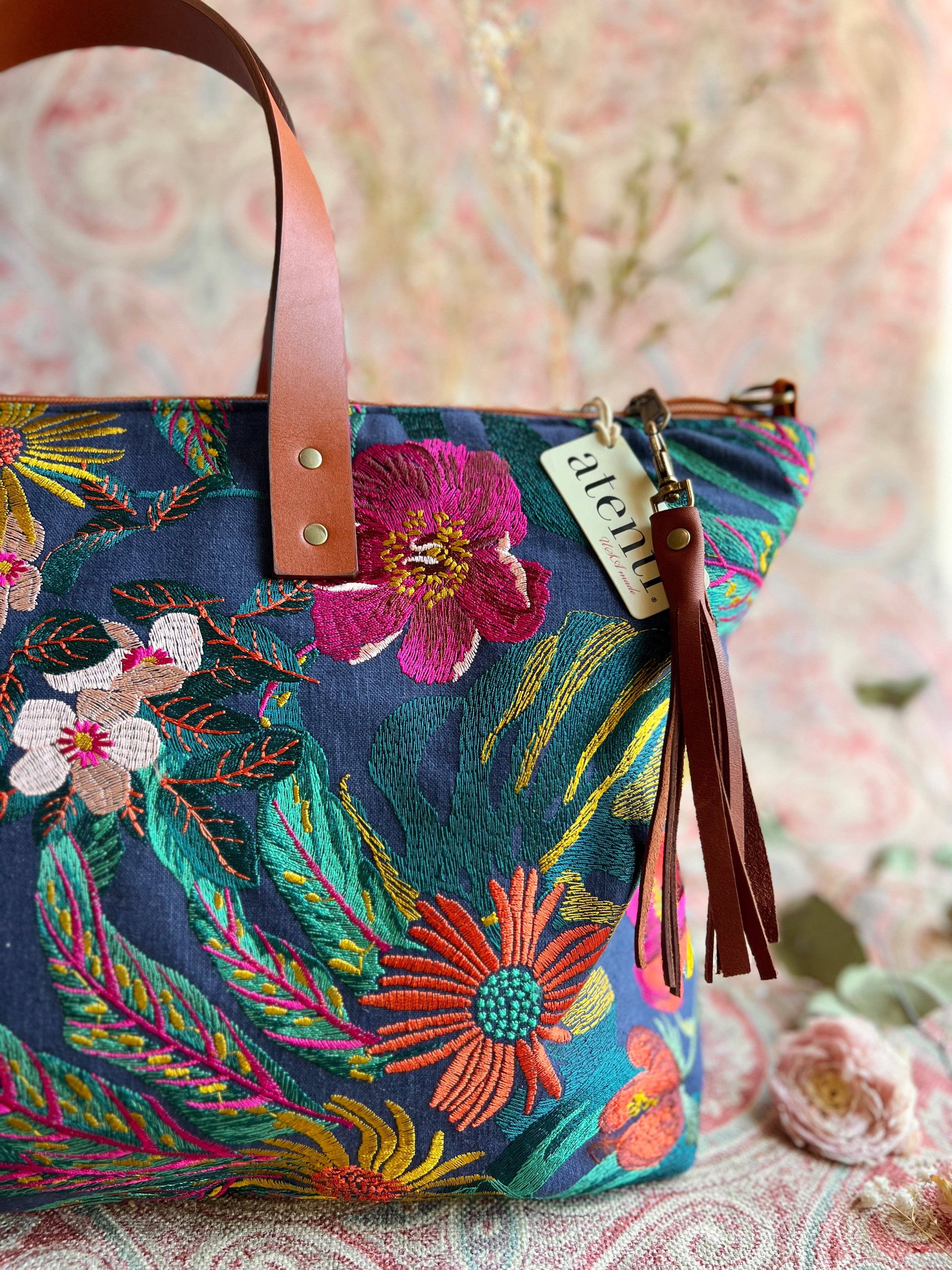 USA Handcrafted Carryall Tote Bag, Flora Buddy Bag