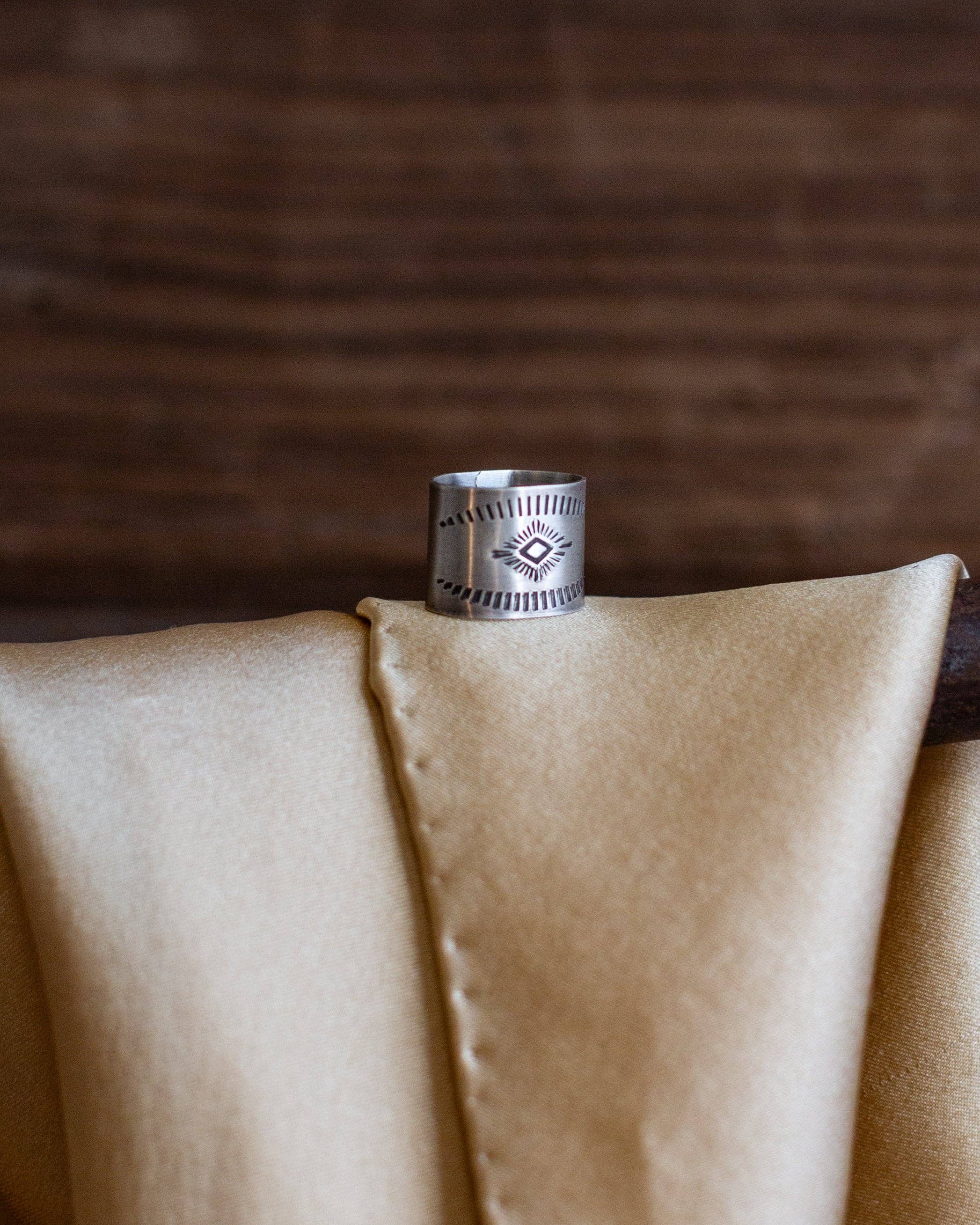 SILVER SCARF SLIDE