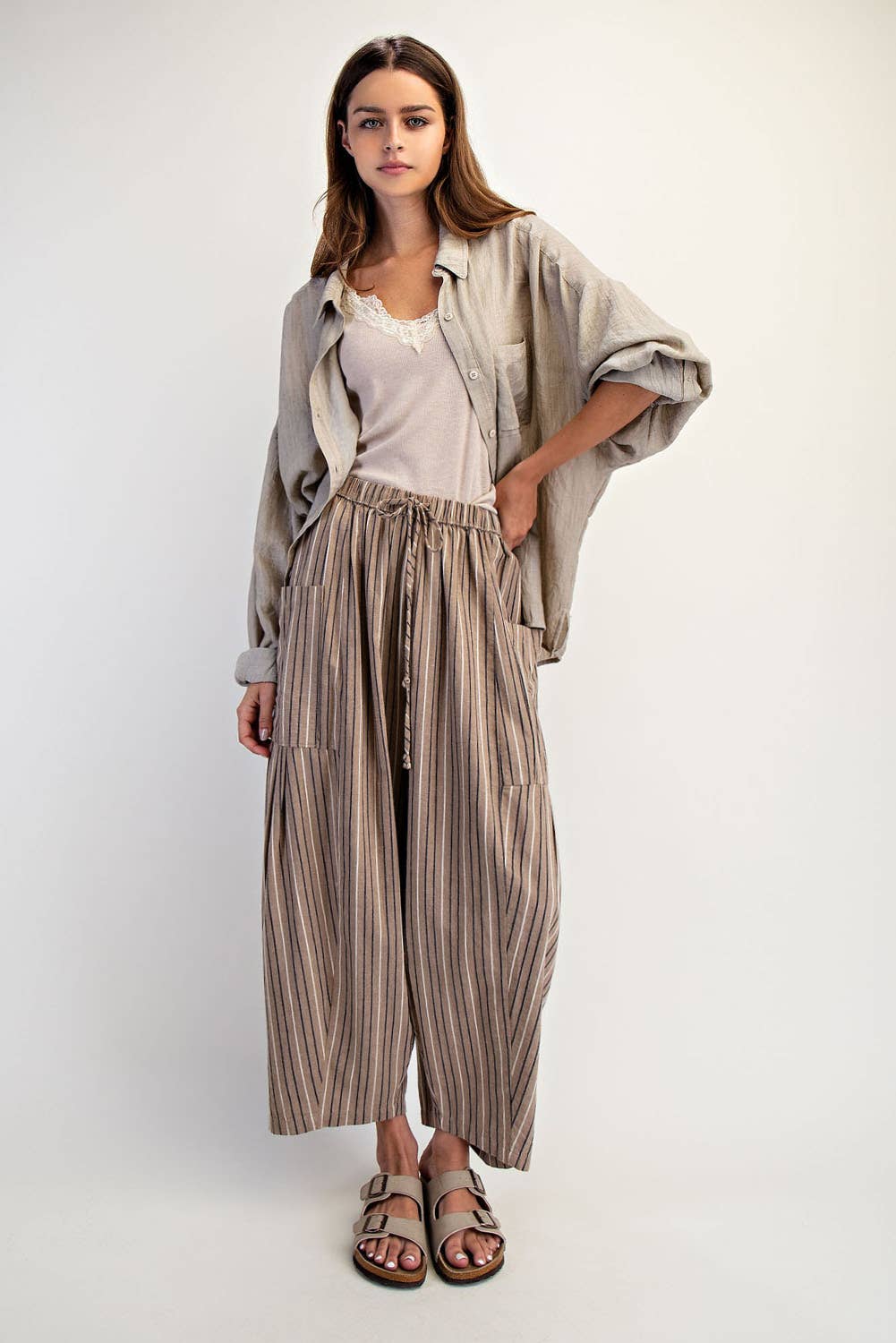WIDE STRIPE LEG PANTS
