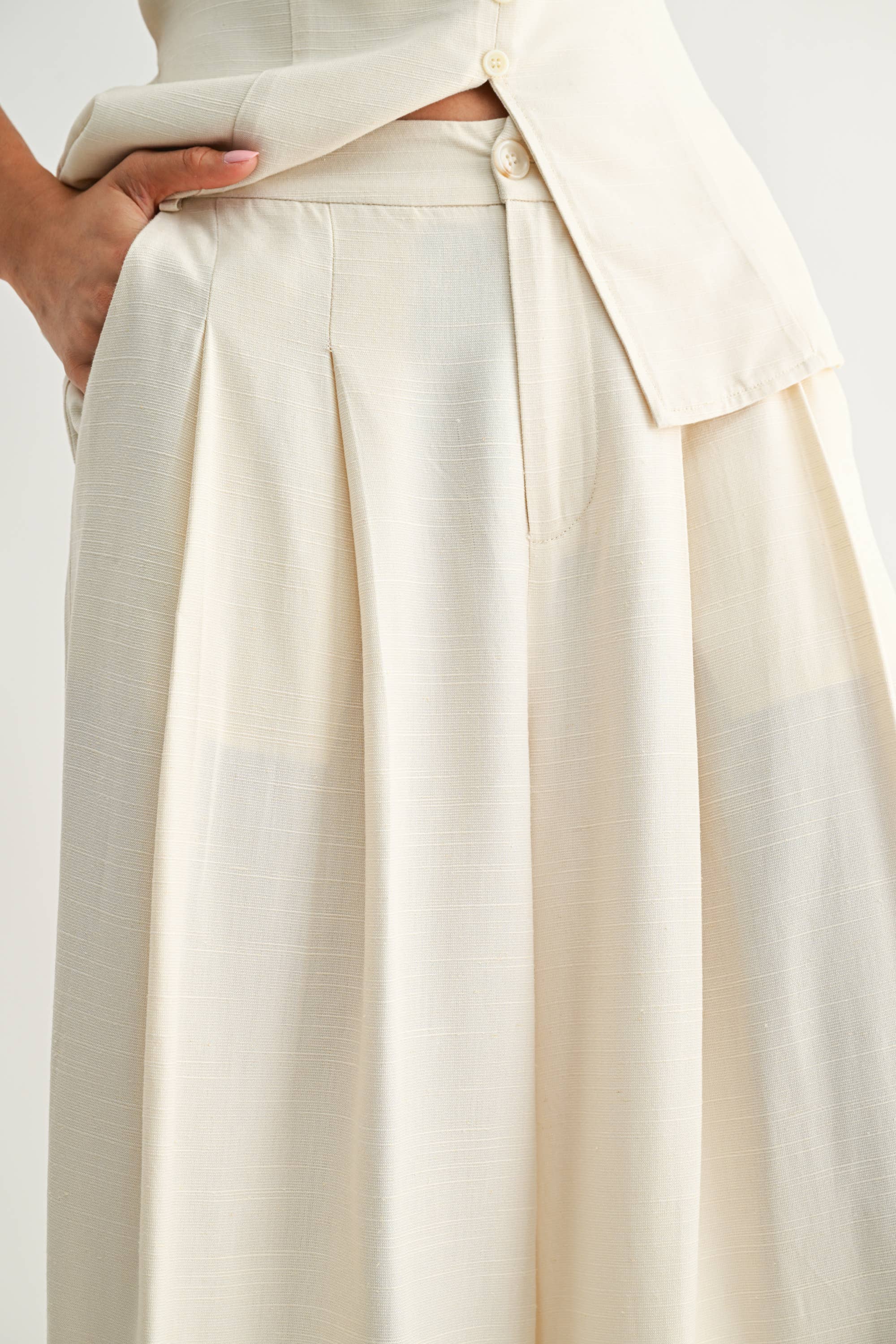 CJP26785 Wide-Leg Pleated Trousers