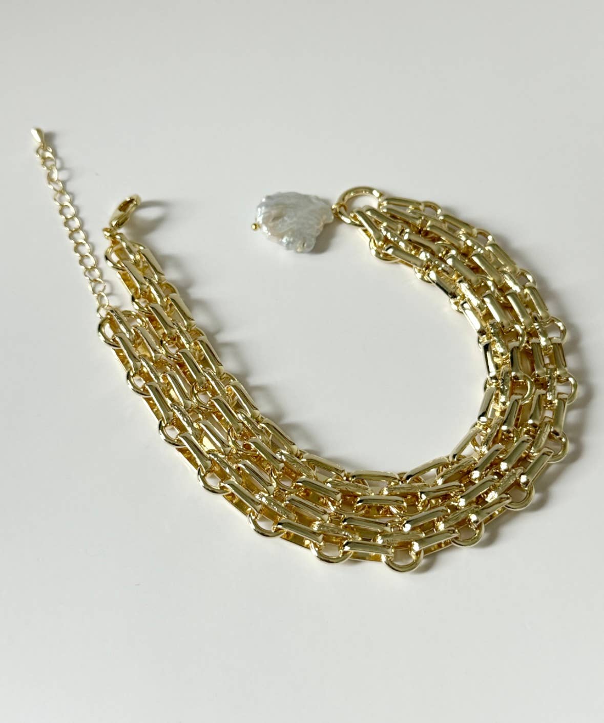 Ovo Pearl Chain Link Necklace