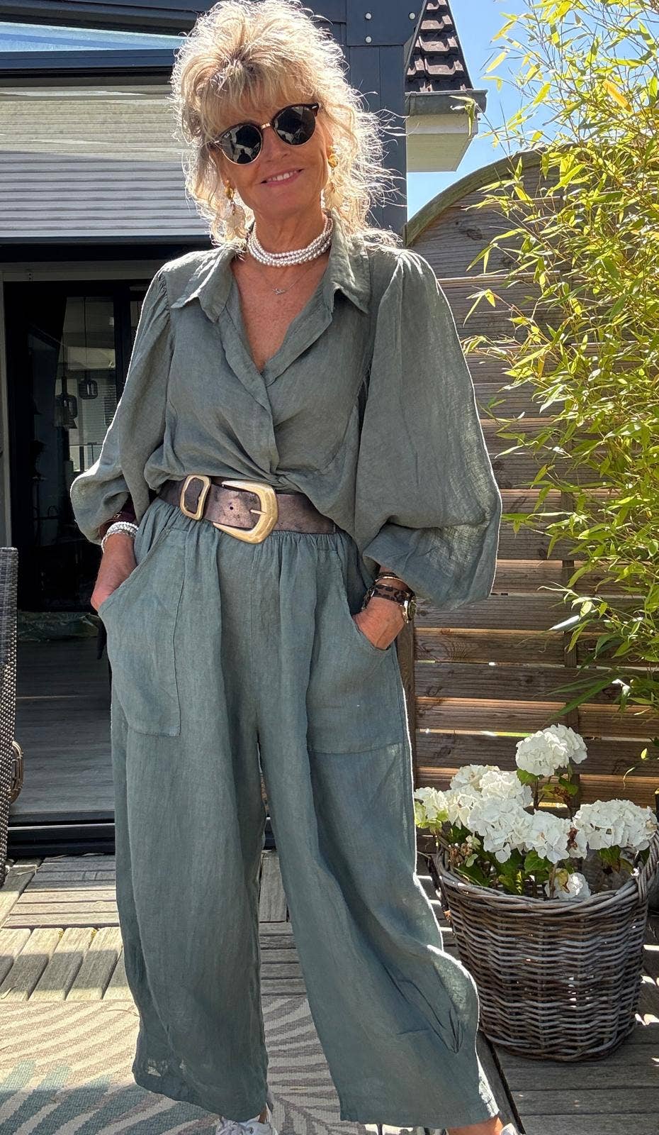 56811 100% LINEN VEST