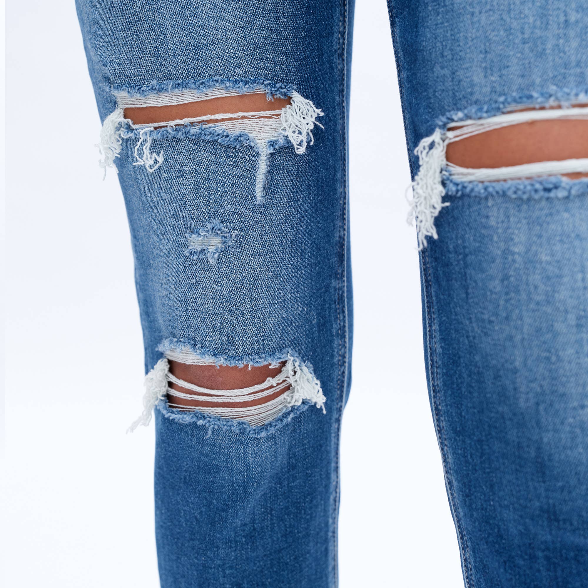 MID RISE MOM JEANS WITH FINISHED HEM BYM3009