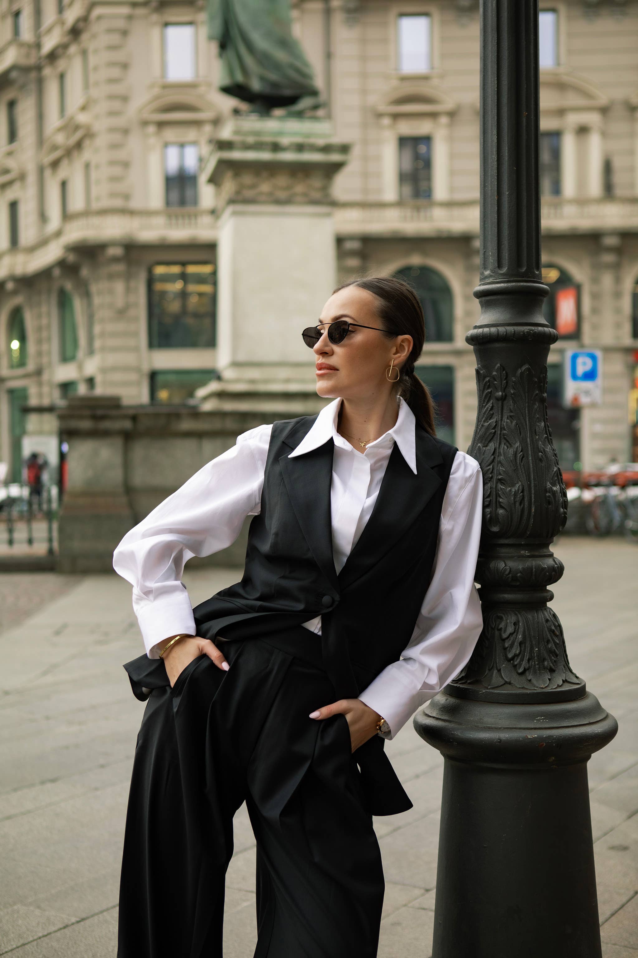 Liza Italian Design Black Virgin Wool Waistcoat