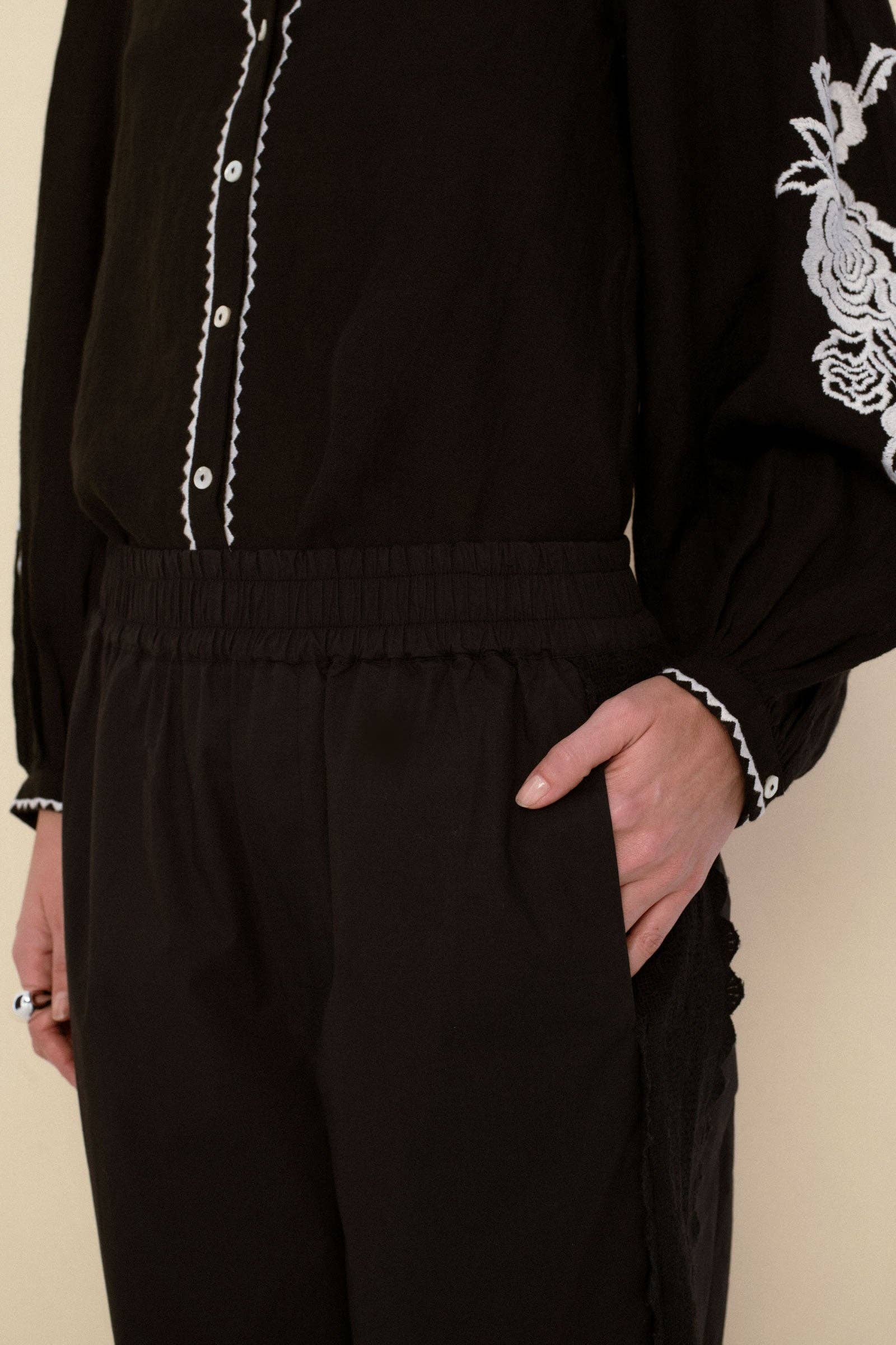 Leonor blouse black