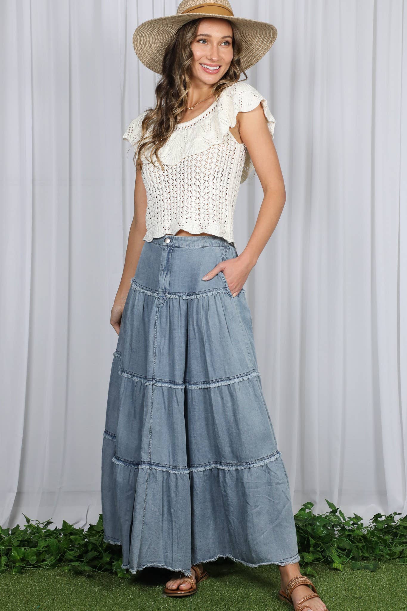 Tiered A-Line Fringe Hem Retro Chambray Maxi Skirt VS83030