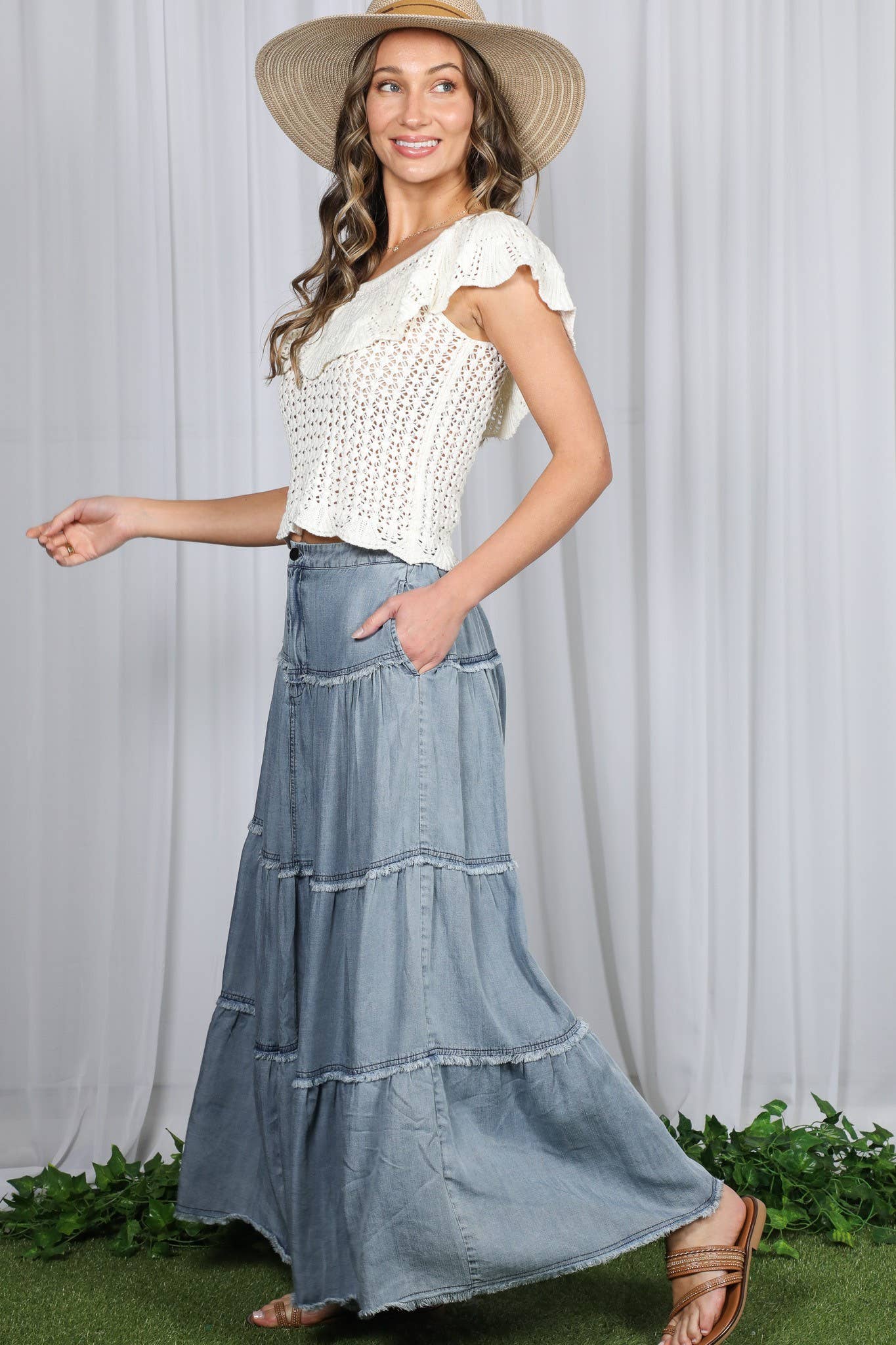 Tiered A-Line Fringe Hem Retro Chambray Maxi Skirt VS83030