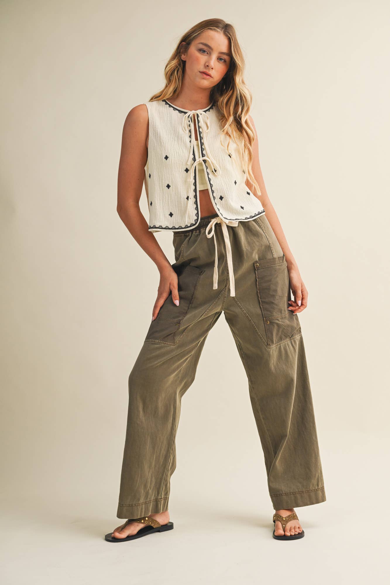 SIDE POCKET WIDE PANTS