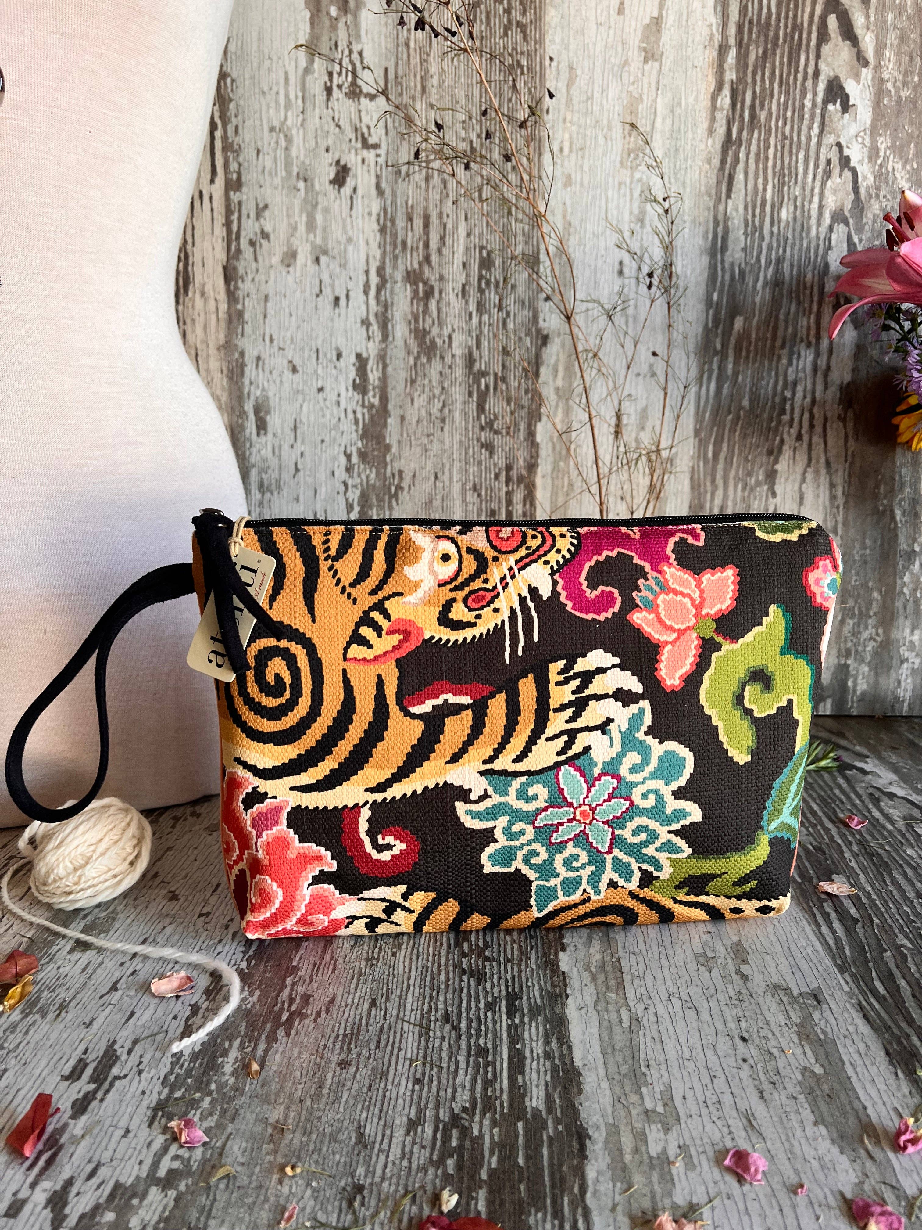 Le Tigre Grand Pouch