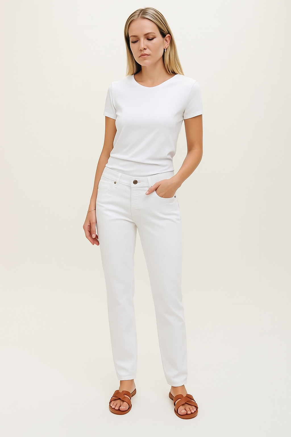 Chester Low Rise Slim Straight, Optic White