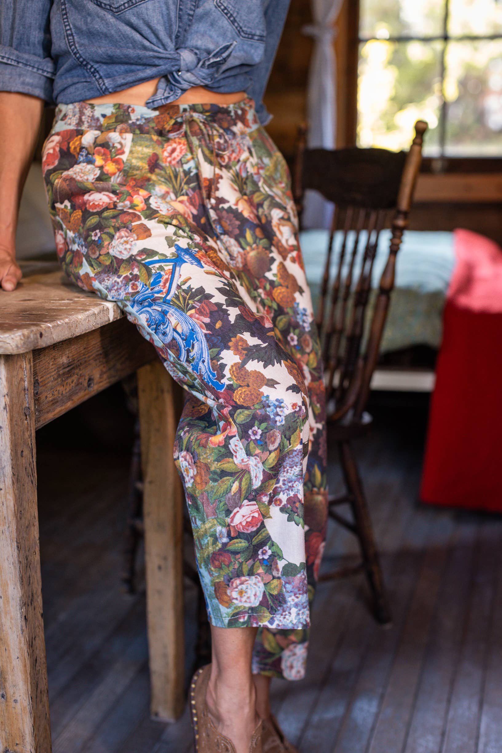 Love Language Linen Cropped Artist Pant w/ Flowers