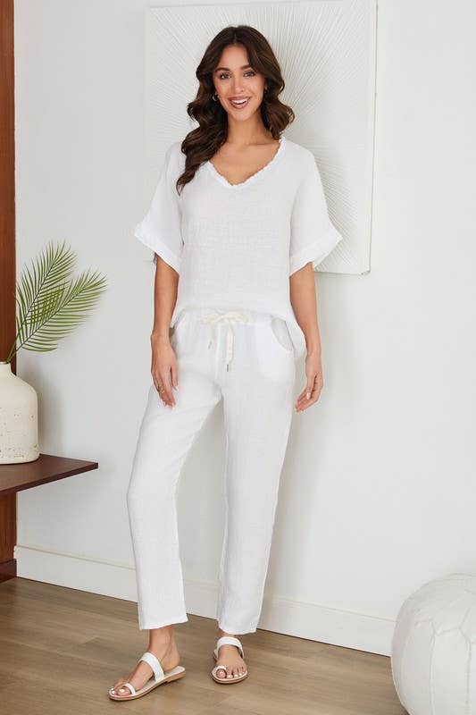 V- NECK SHORT SLEEVE LINEN TOP WITH RAW EDGE HEM (29951)
